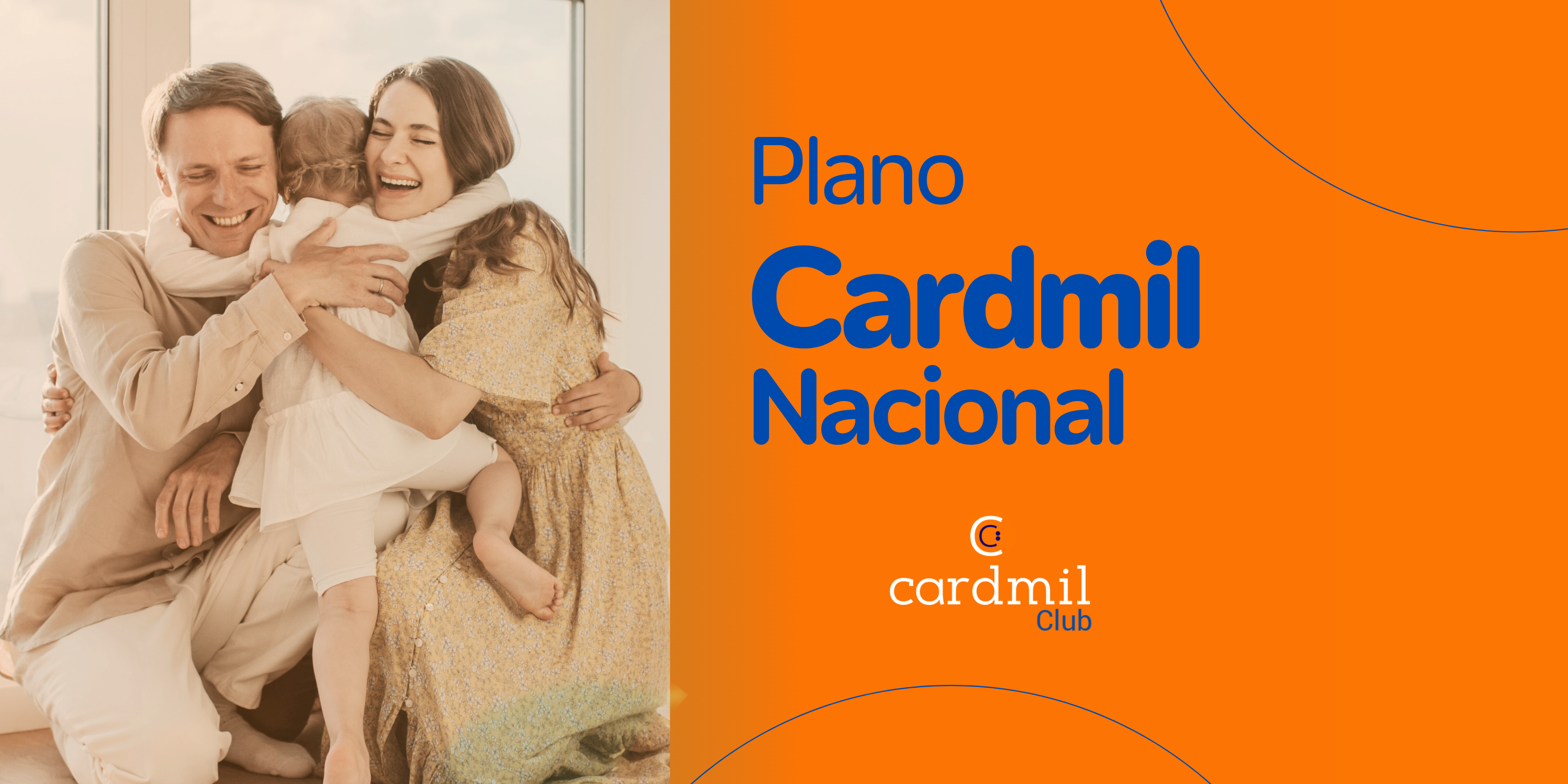 Família feliz aproveitando benefícios do plano